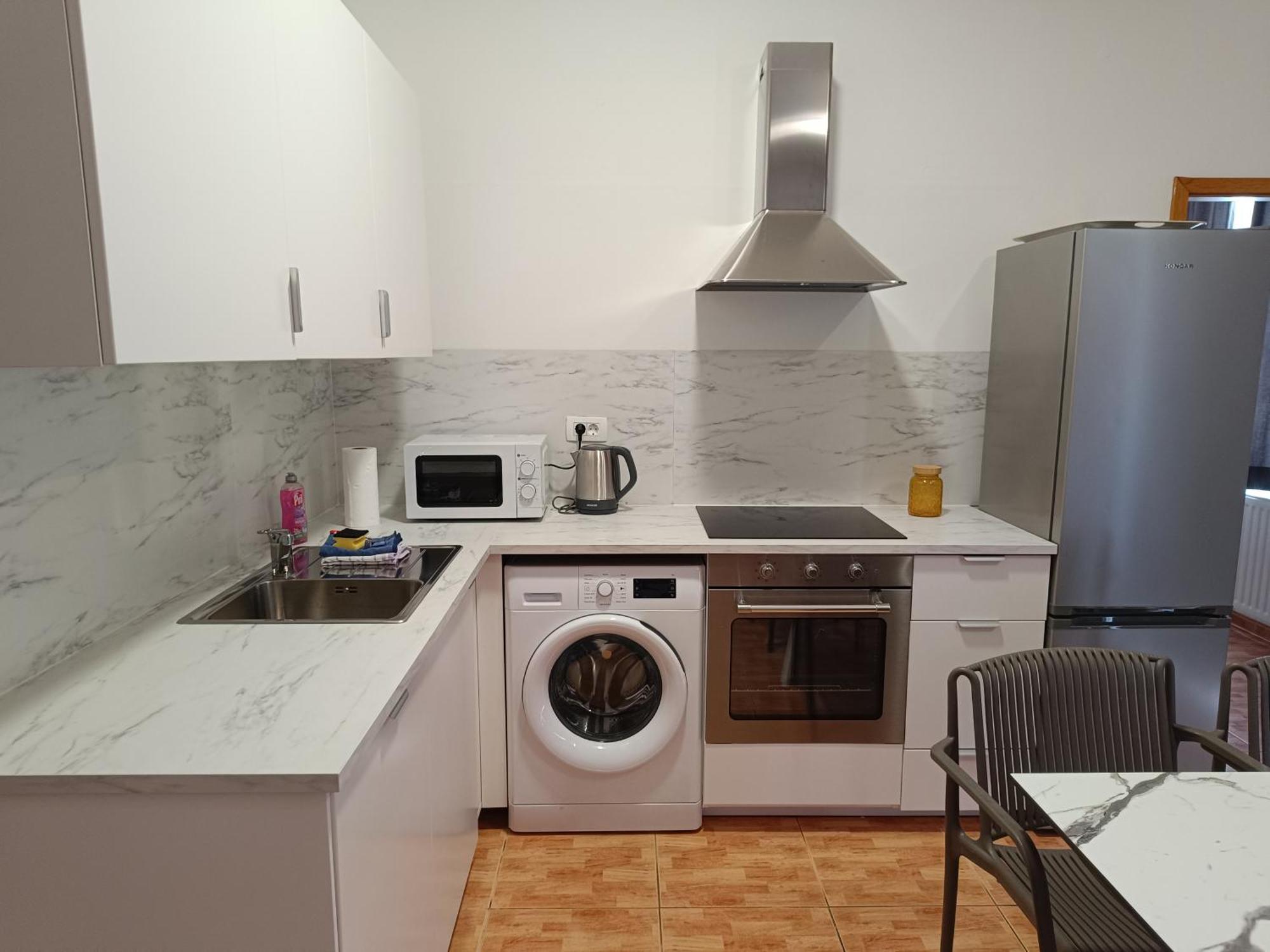 Apartmani "Radi" Baska Voda Exterior photo