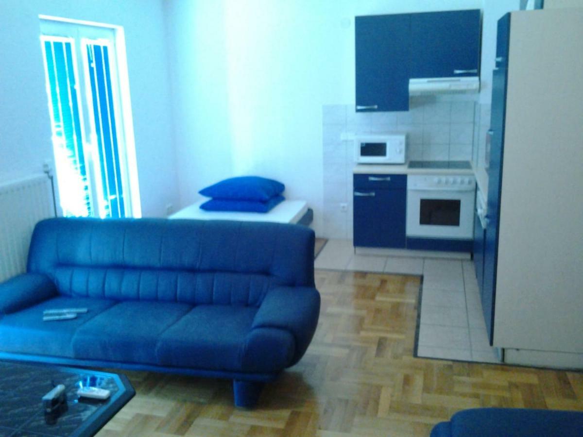 Apartmani "Radi" Baska Voda Exterior photo