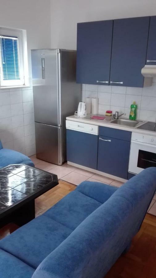Apartmani "Radi" Baska Voda Exterior photo